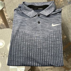 Men’s golf shirt
